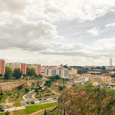 Casa Ajuda - With View Near Ajuda Palace リスボン